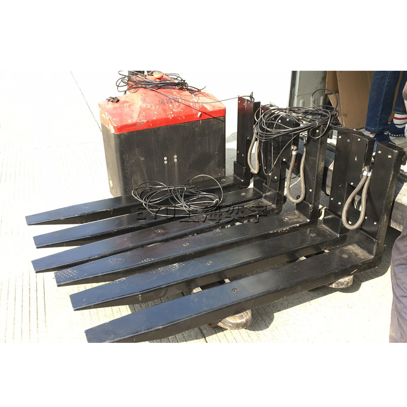 帶打印高精度內(nèi)燃機(jī)叉車秤